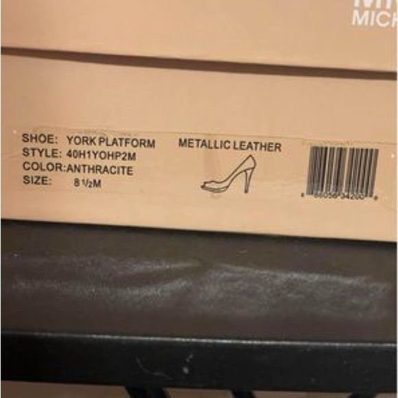 Michael Kors Heels NIB size 8.5 - Picture 5 of 5